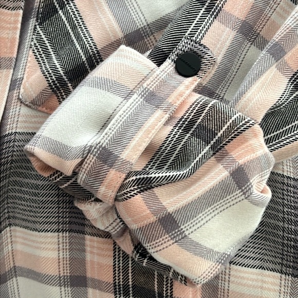 Sanctuary Women’s Boyfriend Plaid Shirt - Picture 10 of 11